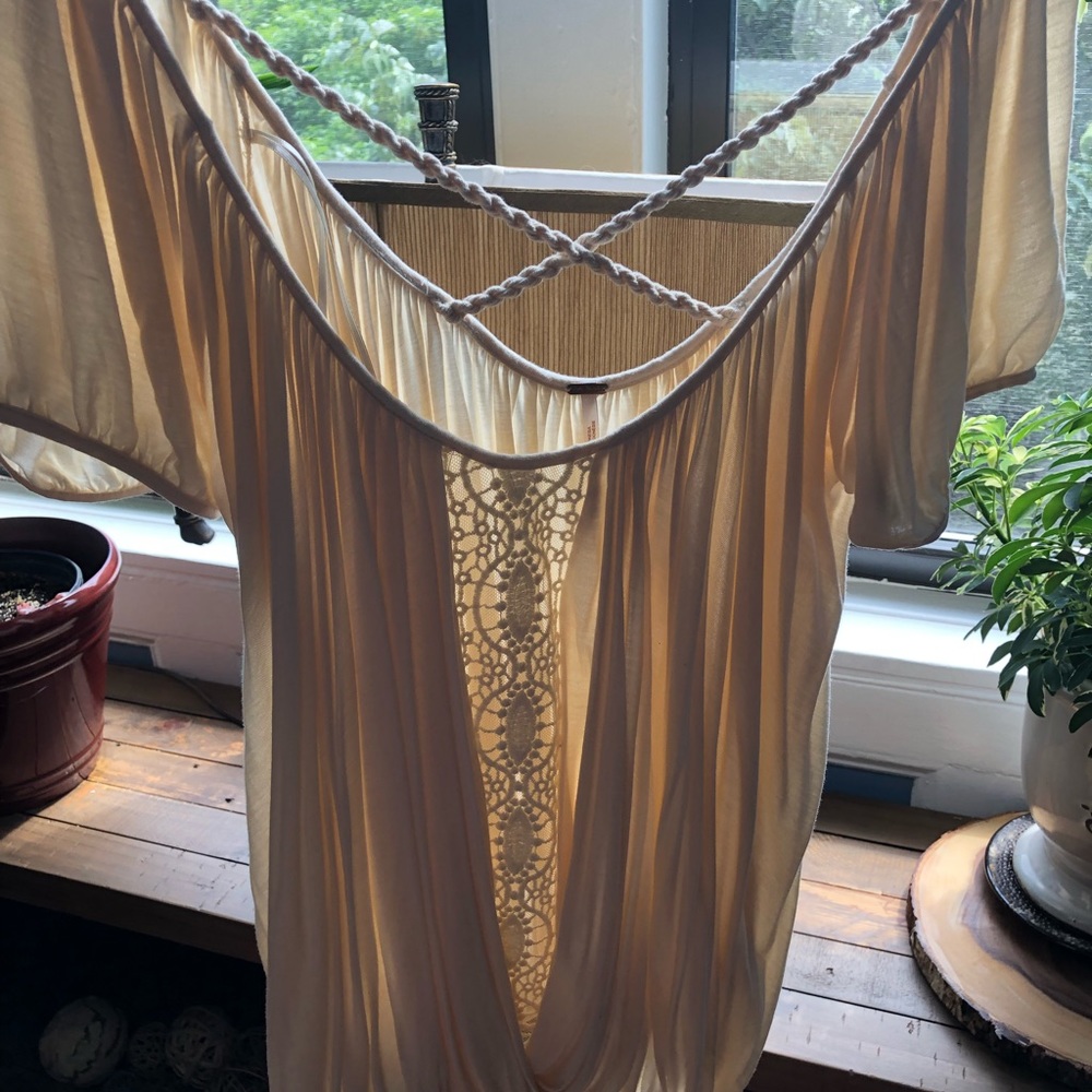 Cream Free People blouse, never worn!